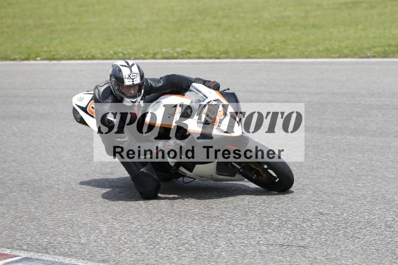 /Archiv-2024/29 12.06.2024 MOTO.CH Track Day ADR/Gruppe rot/106